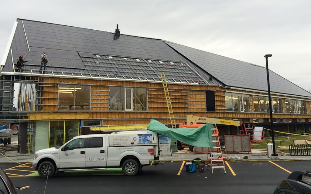 Premier projet Net-Zéro au Québec : la bibliothèque de Varennes (100 kW)